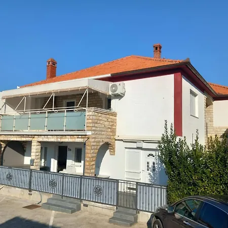 Διαμέρισμα Vienna With Jacuzzi Ζαντάρ